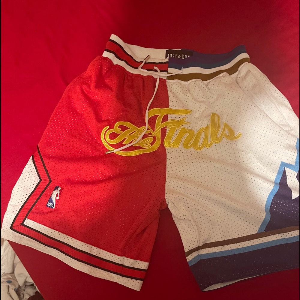 Just Don Finals (Bulls/Jazz) Shorts L